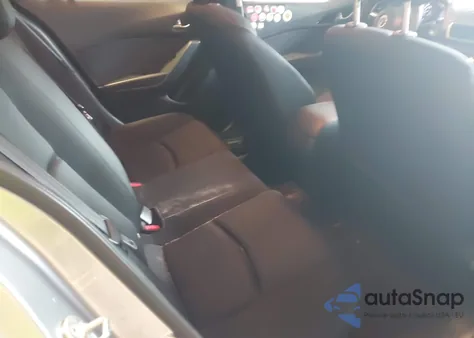 2015 Mazda Mazda3 I Sport z USA, uszkodzony, nr VIN JM1BM1K77F1224740